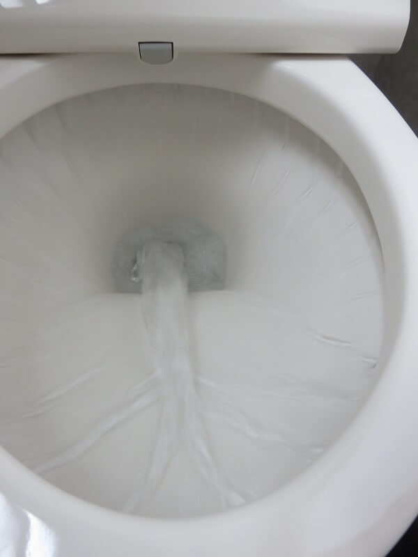トイレ便器の水が止まらない